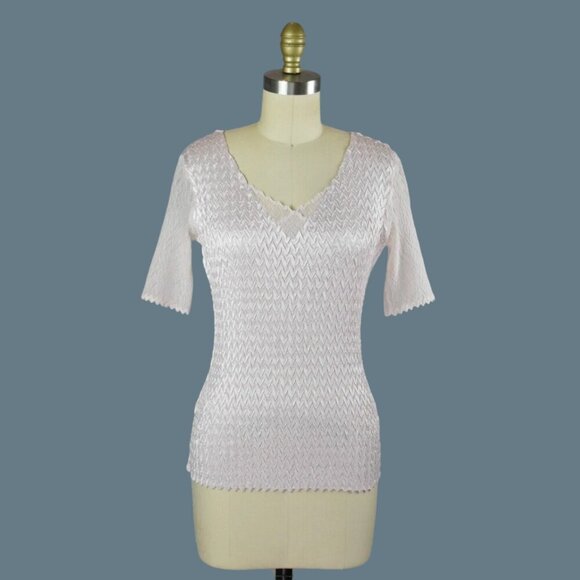 KOMAROV Tops - KV BY KOMAROV CHEVRON TEXTURED SATIN LIGHT PINK STRETCH TOP